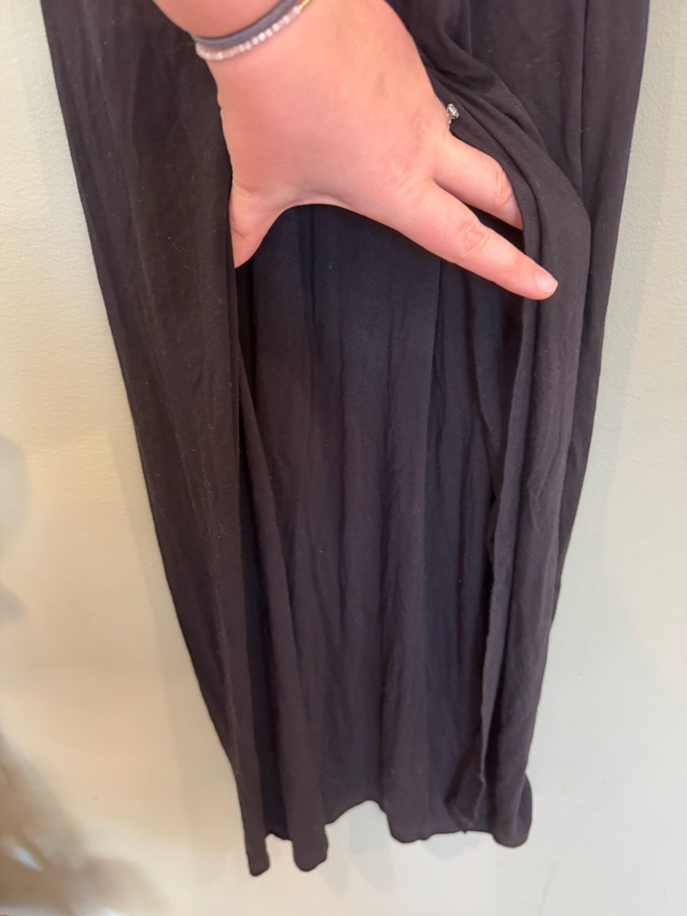 GAP faux wrap dress; ruched wrap dress; bodycon dress - Picture 4 of 7